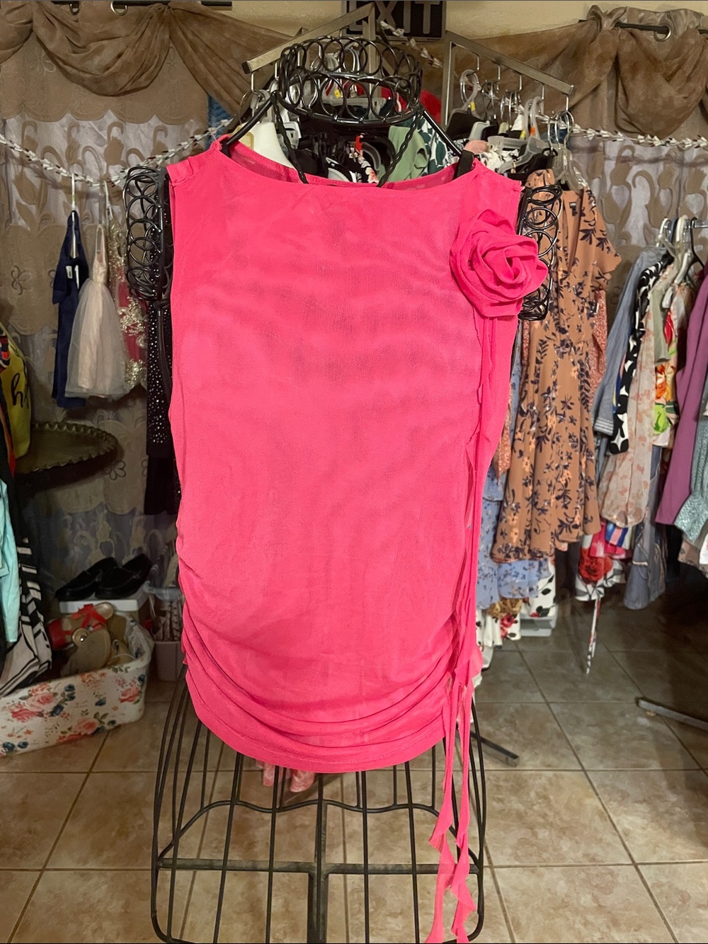 Sleeveless Pink Tank Top with Rosette Accent